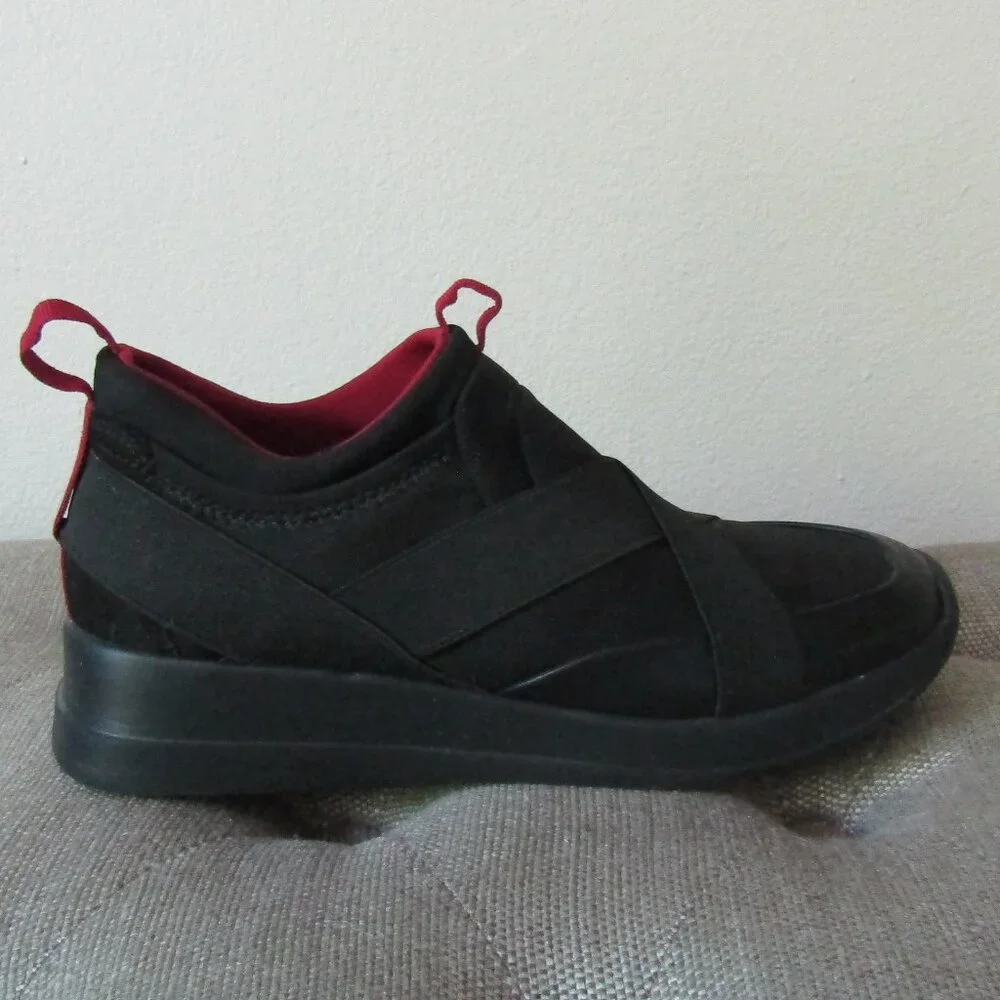 Zara Basic Collection Slip On Sneakers EU 38